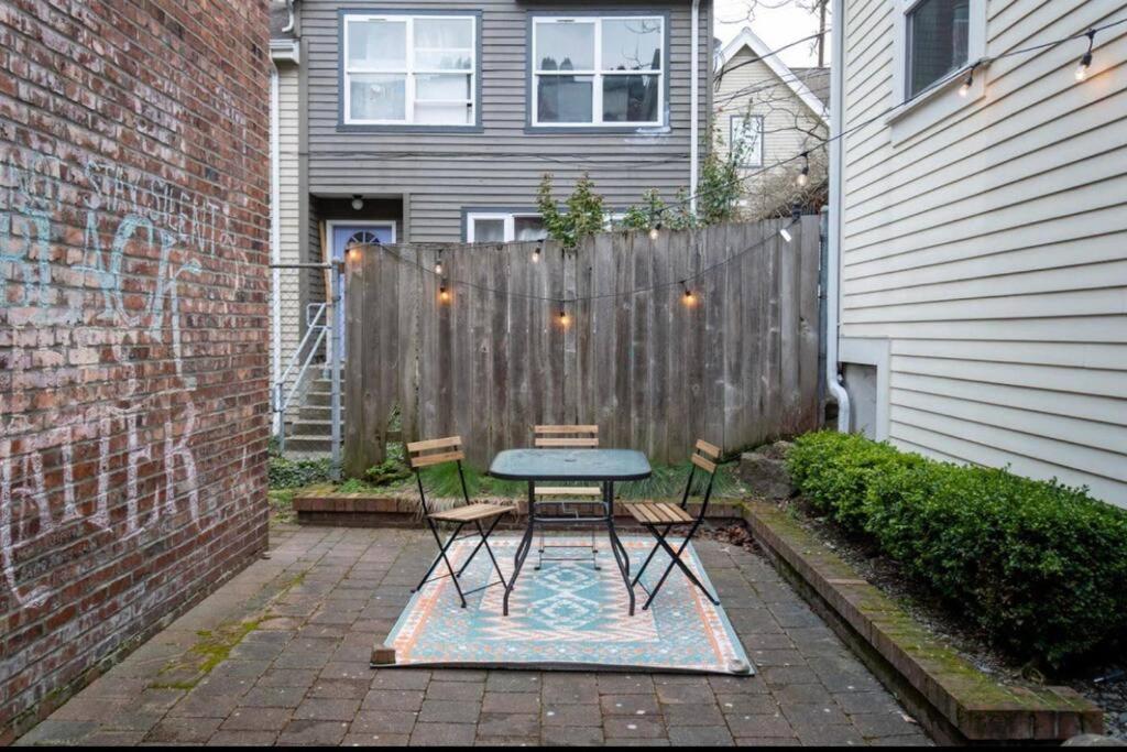西雅图Adorable Cozy House With Parking And Loft!别墅 外观 照片